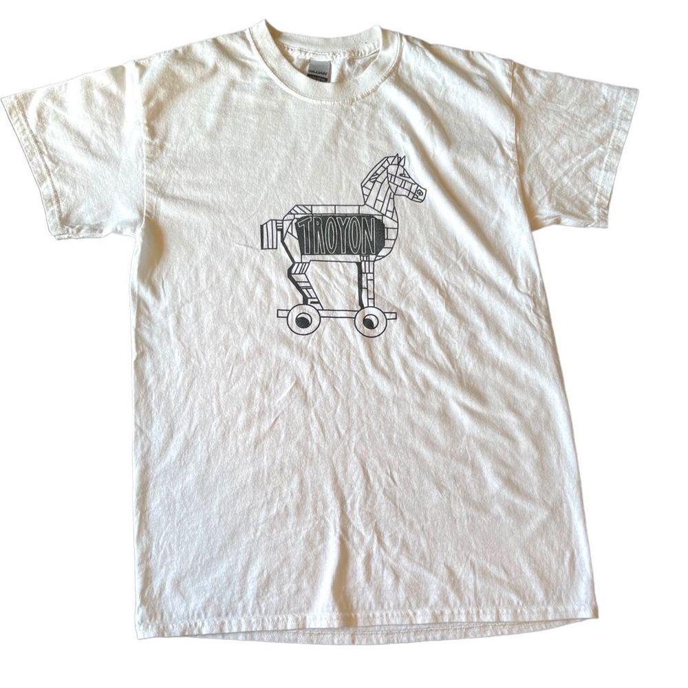 Trojan Horse Graphic T, size M
